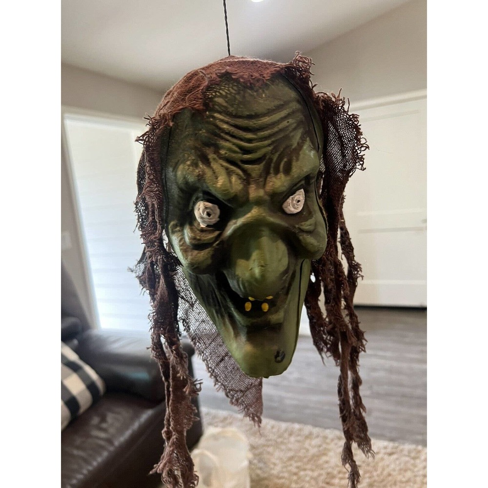 Vtg Hanging Green Witch Halloween Decoration Props Scary Zombie Halloween